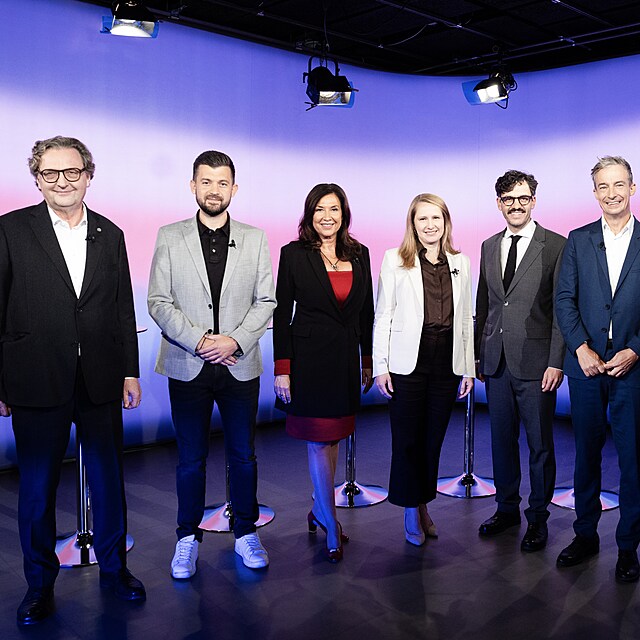 Superdebata kandid�t� na pra�sk�ho prim�tora na iDNES.cz s moder�torem Vladim�rem Vok�lem. Hosty debaty jsou Petr Hlav��ek (STAN), Jan Hu�bauer (ANO), Kl�ra Sovov� (Motorist� sob�), Tereza Nislerov� (�esk� pir�tsk� strana), Adam Scheinherr (Praha sob�), Tom� Portl�k (SPOLU pro Prahu - ODS a TOP 09) a Milan Urban (SPD pro Prahu s podporou Trikolory, PRO, P��sahy a nez�visl�ch kandid�t�). (30. z��� 2026)