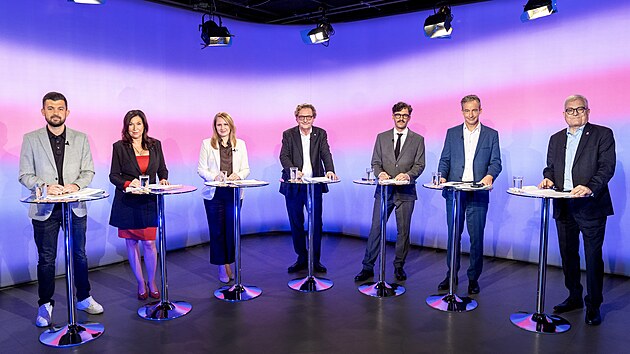 Superdebata kandid�t� na pra�sk�ho prim�tora na iDNES.cz s moder�torem Vladim�rem Vok�lem. Hosty debaty jsou Jan Hu�bauer (ANO), Kl�ra Sovov� (Motorist� sob�), Tereza Nislerov� (�esk� pir�tsk� strana), Petr Hlav��ek (STAN), Adam Scheinherr (Praha sob�), Tom� Portl�k (SPOLU pro Prahu - ODS a TOP 09) a Milan Urban (SPD pro Prahu s podporou Trikolory, PRO, P��sahy a nez�visl�ch kandid�t�). (30. z��� 2026)