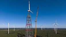 V braniborském Schipkau stojí nov� nejvy��í v�trná elektrárna na sv�t�.