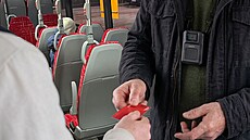 Nov� budou revizory v Moravskoslezském kraji p�i kontrolách jistit kamery.