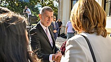 Premiér Babi� na jednání s rumunským prezidentem Nicușorem Danem v...