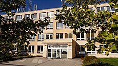 Masarykova základní �kola v Újezd� nad Lesy se za zp�ísn�ných hygienických...