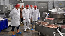 Vpravo hejtman Petr Koleta (ANO) a vlevo radní pro zem�d�lství Rostislav Jire�...
