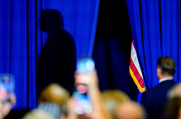 „Předstírejte, že kandiduji.“ Trump zahájil kampaň před volbami do Kongresu