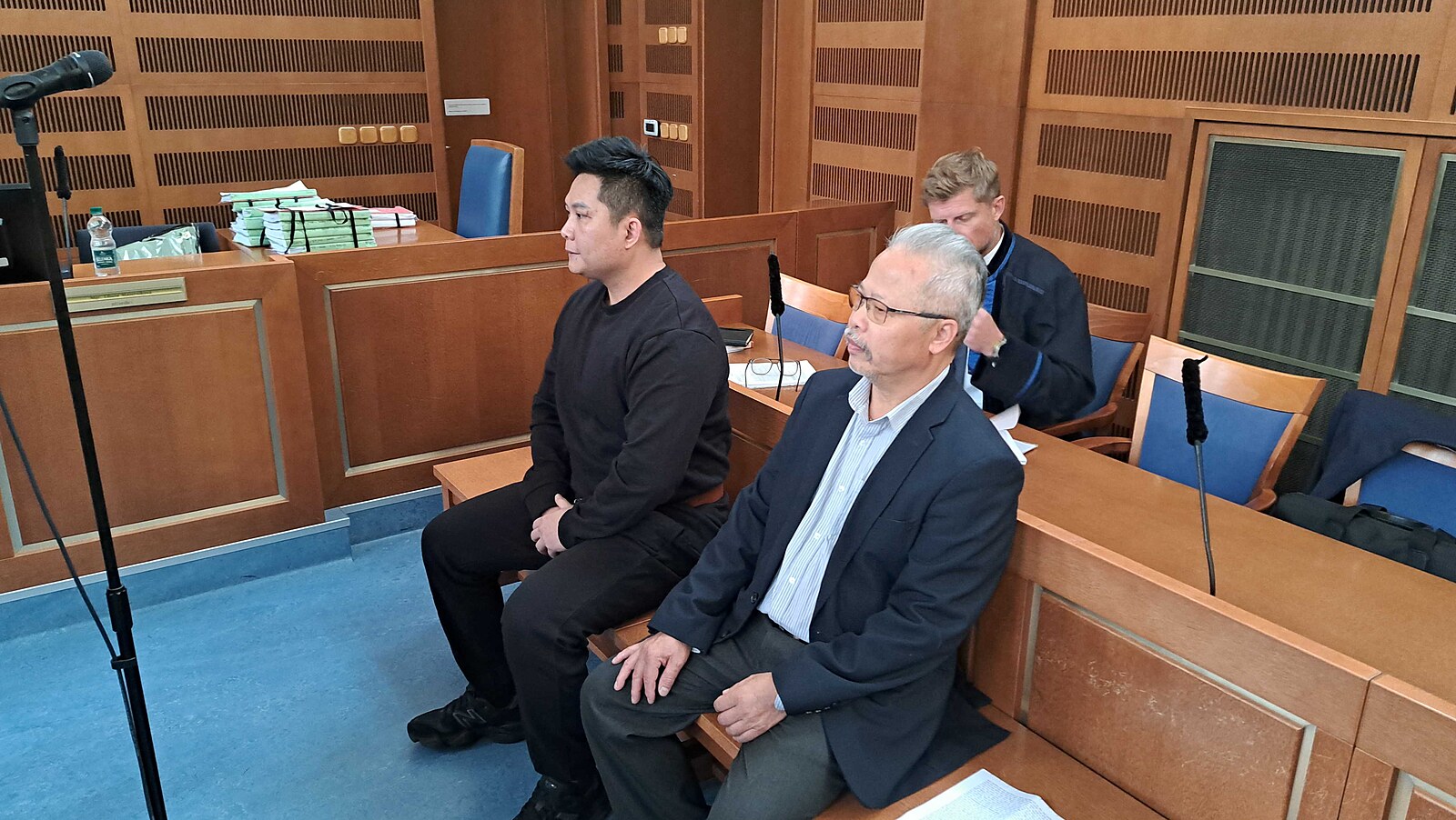 Vietnamce z Hradce Králové soudí za útok sekáčkem, patrně řešil milostný trojúhelník