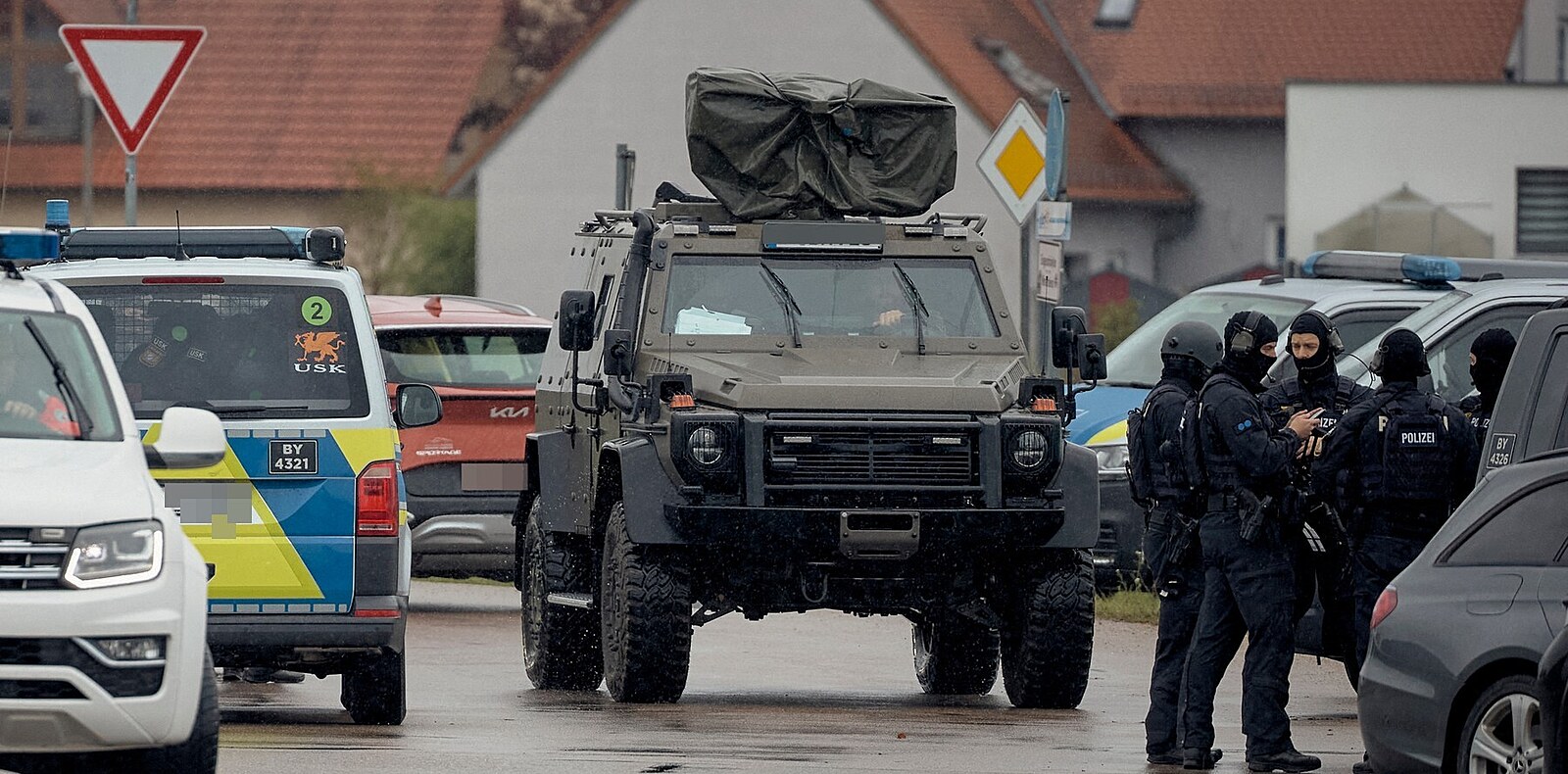 V bavorském Berngau se střílelo, místní mají zákaz vycházení do centra města
