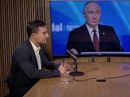 Sta�í bílí mu�i 7.10. - celý záznam