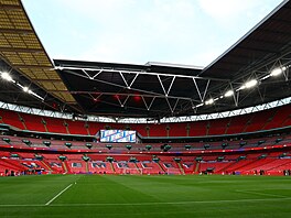 Pohled na tribuny stadionu Wembley v Londýn� p�ed zápasem Ligy národ� mezi...