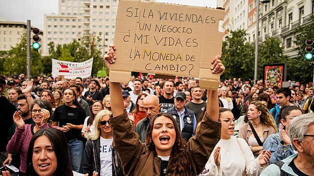 Lid� v Madridu protestuj� proti vysok�m n�jm�m a nedostatku dostupn�ho bydlen�. (3. ��jna 2026)