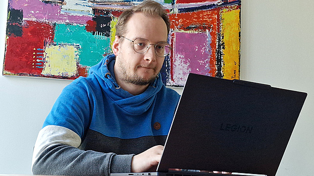 Bazzite vs. Windows
