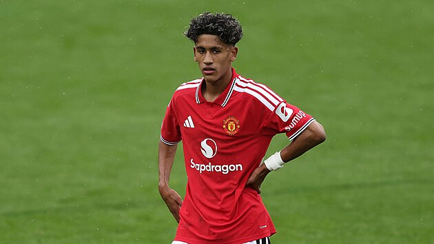 JJ Gabriel v dresu Manchesteru United v zápase Youth League.