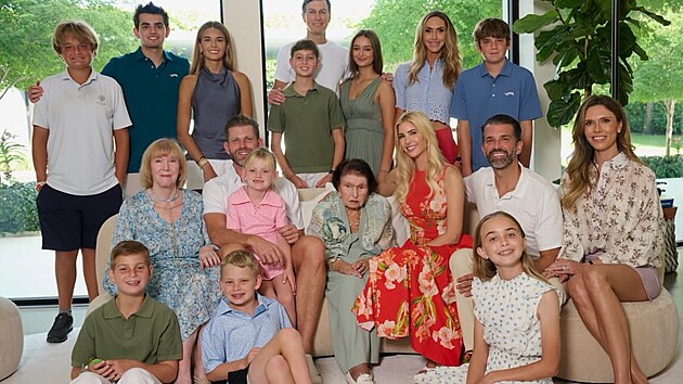 Trumpova tchyně oslavila 100. narozeniny. Vnučka Ivanka pro ni připravila oslavu | Magazín