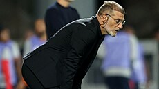 Chorvatský trenér Slaven Bili� b�hem utkání proti Anglii