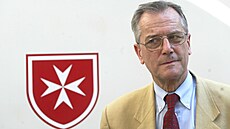 Hrab� a velkop�evor �ádu maltézských rytí�� Fra. Karel Paar. Rok 2004.