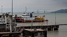 Malajsijský p�ístav Penang p�ed podpisem dohody o clech mezi Malajsií a USA...