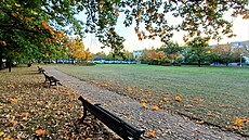 U Husovy t�ídy na �eskobud�jovickém sídli�ti Vltava u� jedno centrum pro...