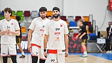Zleva Thomas Stanko, David Böhm a Vojt�ch Hruban p�ed utkáním Slavie Praha ERA...