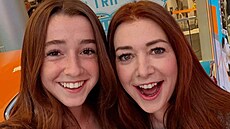 Alyson Hanniganová s její mlad�í dcera Keeva (2026)