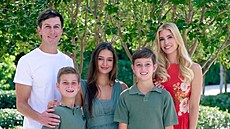 Jared Kushner, Ivanka Trumpová a jejich d�ti  Theodore James, Arabella Rose a...