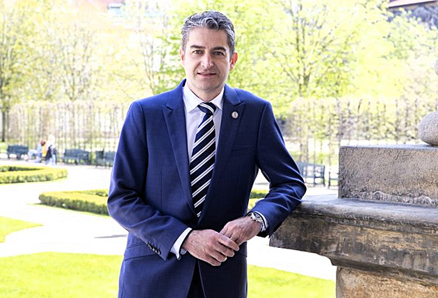 Výsledky senátních voleb: Lékař Trešl obhájil post, soka z ANO výrazně porazil