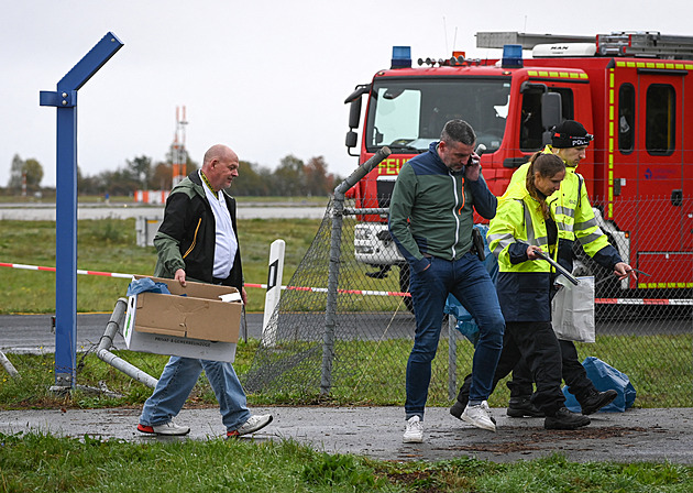 Trénovali jsme na autoškolu. K proražení plotu na letišti v Lipsku se přiznali Syřané
