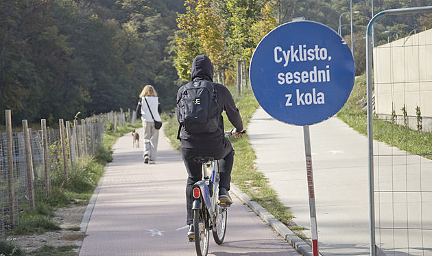 Už ani na kole. Brno staví „zapomenutý“ kus cyklostezky poblíž zavřených tunelů