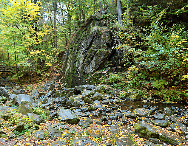 Um�le vytvo�en� vodop�d v Ter�in� �dol� v Nov�ch Hradech kv�li suchu 