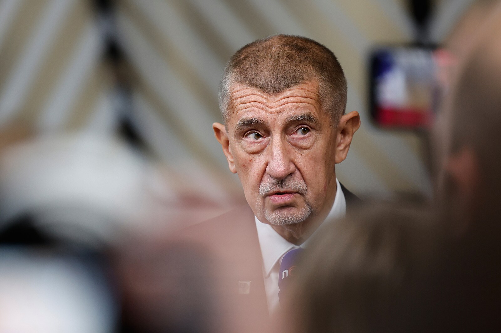 „Nesmysl, už jsem to řekl stokrát.“ Babiš v Bruselu odmítl, že je ve střetu zájmů