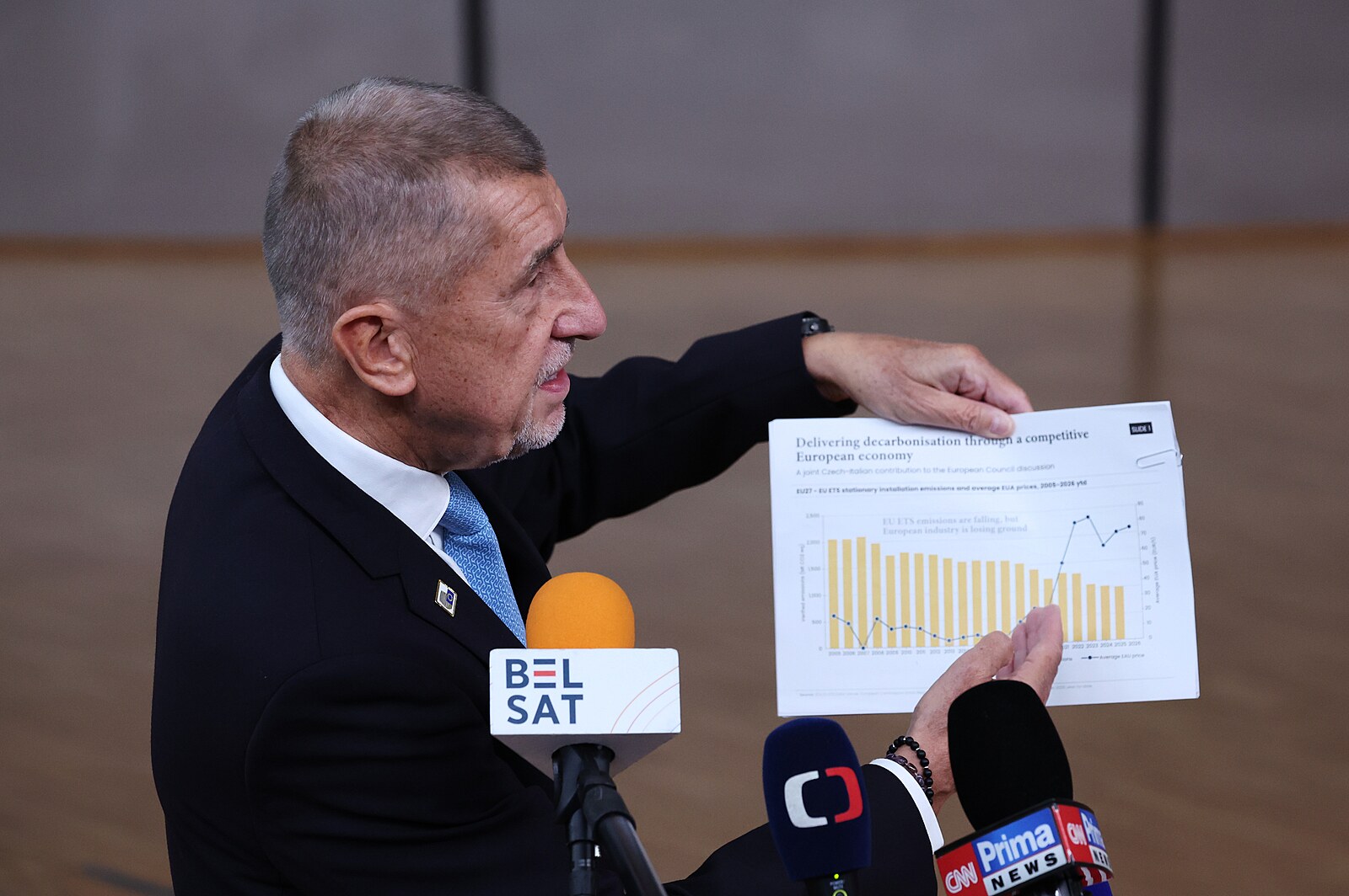 Masakr ANO, euforie STAN. Konec demokracie se opět odkládá, tedy až do příštích voleb | Názory