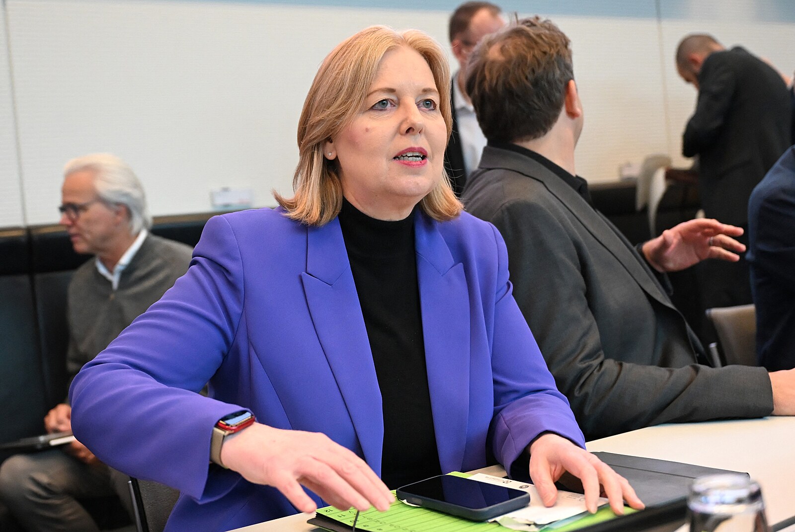 Smrt dcery, kritika z koalice. Spolupředsedkyně SPD Basová končí, i jako ministryně práce