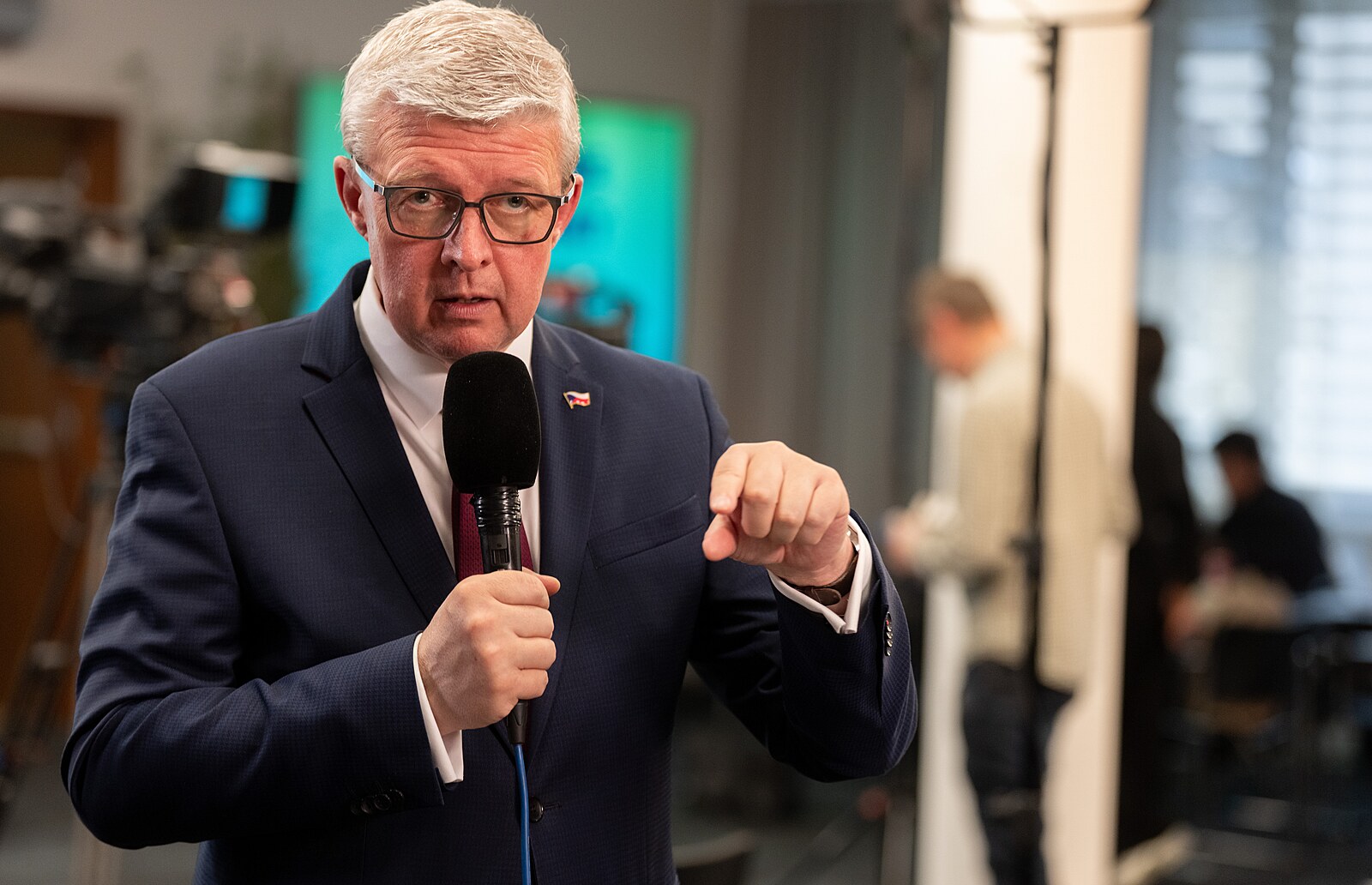 Karel Havlíček pochybuje o dohodě mezi Trumpem a Putinem, ceny nafty podle něj neovlivní