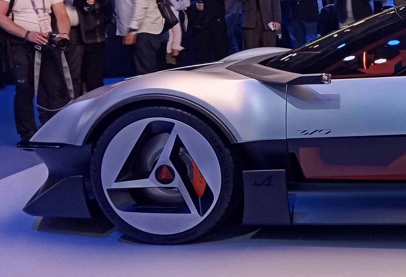 Studie na pařížském autosalonu opět dokázaly, že francouzský design má neskutečný šmrnc