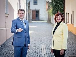 O Senát usilující Martin P�ta (SLK) a Jitka Volfová (ANO)