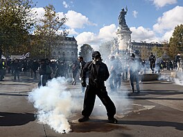 Ve Francii za�aly demonstrace proti zdra�ování. (17. �íjna 2026)
