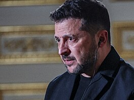 Tohle si partne�i ned�lají, USA financují Putinovu válku, �íká Zelenskyj