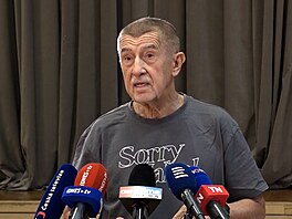 Výsledek voleb je katastrofální. Hnutí ANO �eká restart, �íká Babi� (17. �íjna...