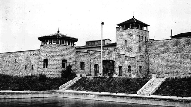 Místo, kde umlkaly písně. Mauthausen připomíná Hašlera i oběti Anthropoidu