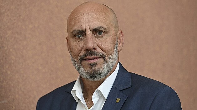 Senátor, primátor Prost�jova a tamní lídr hnutí ANO pro komunální volby...