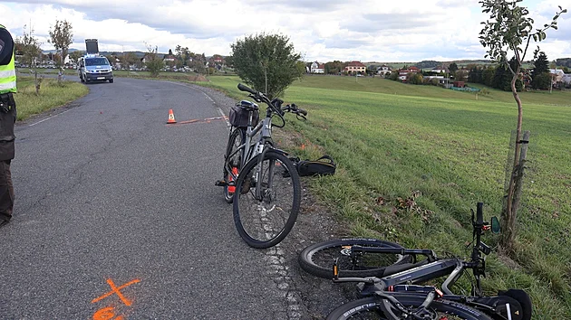 U zlínské zoo se srazili dva cyklisté, jeden z nich zemřel. Policie hledá svědky