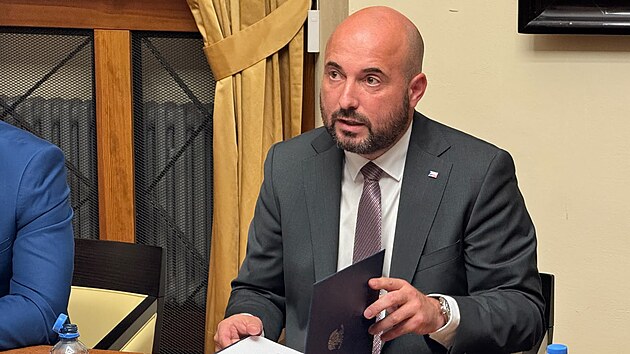 Hnut� ANO v Plzni se dohodlo na koalici, spolupracovat bude s PRO PLZE� a STAN....