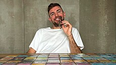Christoph Kramer se svou sbírkou Pokémon�