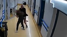 Brutální útok opilého mu�e na sestru v bratislavské nemocnici