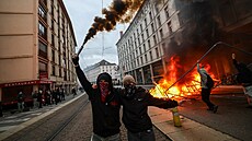 Ve Francii za�aly demonstrace, u kterých se o�ekává, �e se b�hem dne rozrostou...