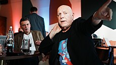 Volební �táb TOP 09. Na snímku Zden�k �arapatka.. (10. �íjna 2026)