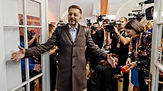 Volební �táb na Malostranském nám�stí v Praze (Starostové). Na snímku Vít...