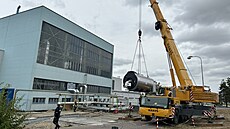 P�esun parních kotl� v rámci stavby zálo�ní kotelny v Jaderné elektrárn�...