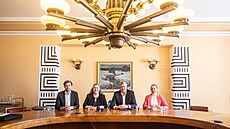 V Jablonci se zrodila nová koalice. Zleva Jakub Chuchlík (Piráti), Jana...