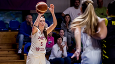 Natálie Stoupalová zakon�uje v 1. kole EuroCupu.