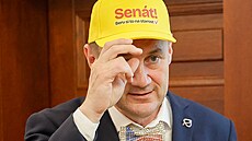 Zpo�átku vyrovnaný souboj o senátorské k�eslo v obvodu �eská Lípa vyhrál...