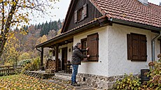 Prázdná chata m��e v zim� p�ijít draho. Kdy poji��ovna nemusí zaplatit �kodu?